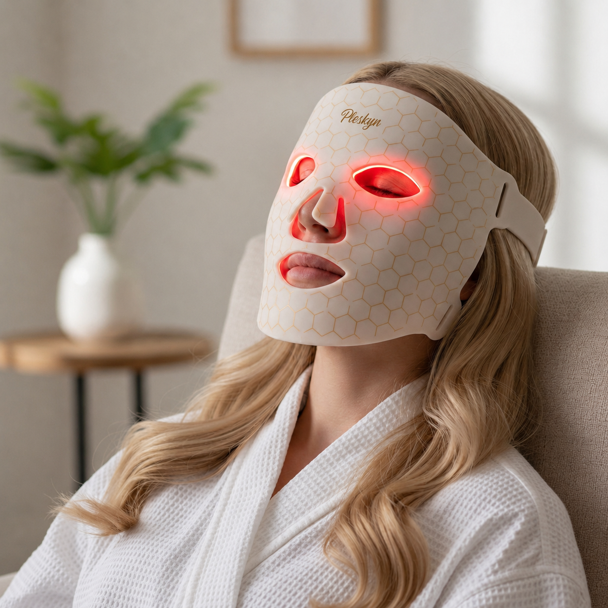 Pleskyn LumaGlow 7-Color LED Face Mask